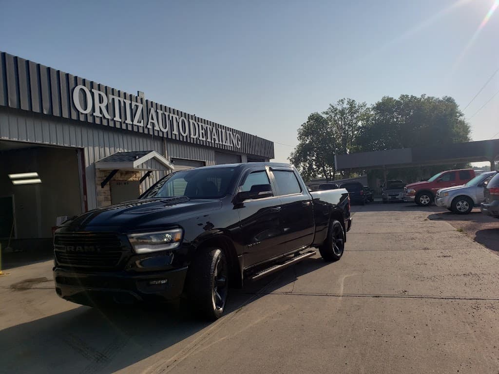 Siouxland Auto Detailing (Ortiz Auto Detailing) featured