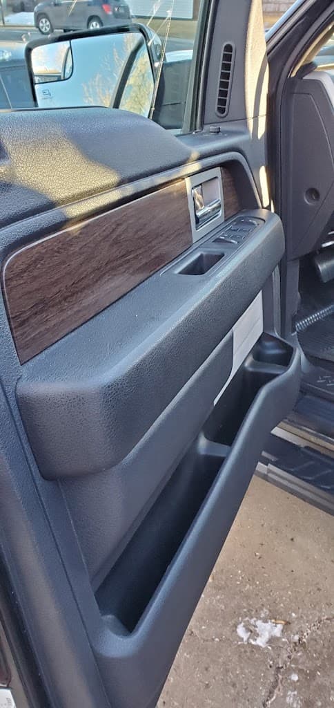 Beau's Auto Detailing featured
