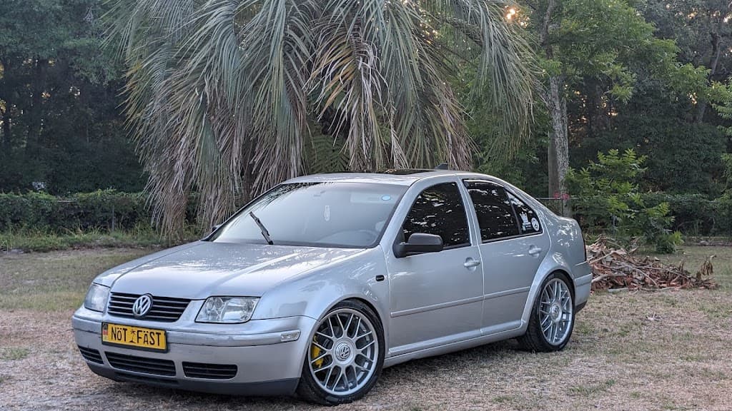 Euro's Touch Car Detailing Service featured