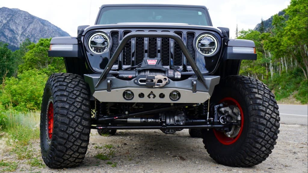 Detail Oriented Auto Detailing & Ceramic Coating featured