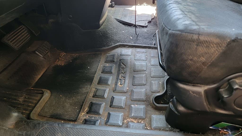 Sparkling Solutions Mobile Detailing featured