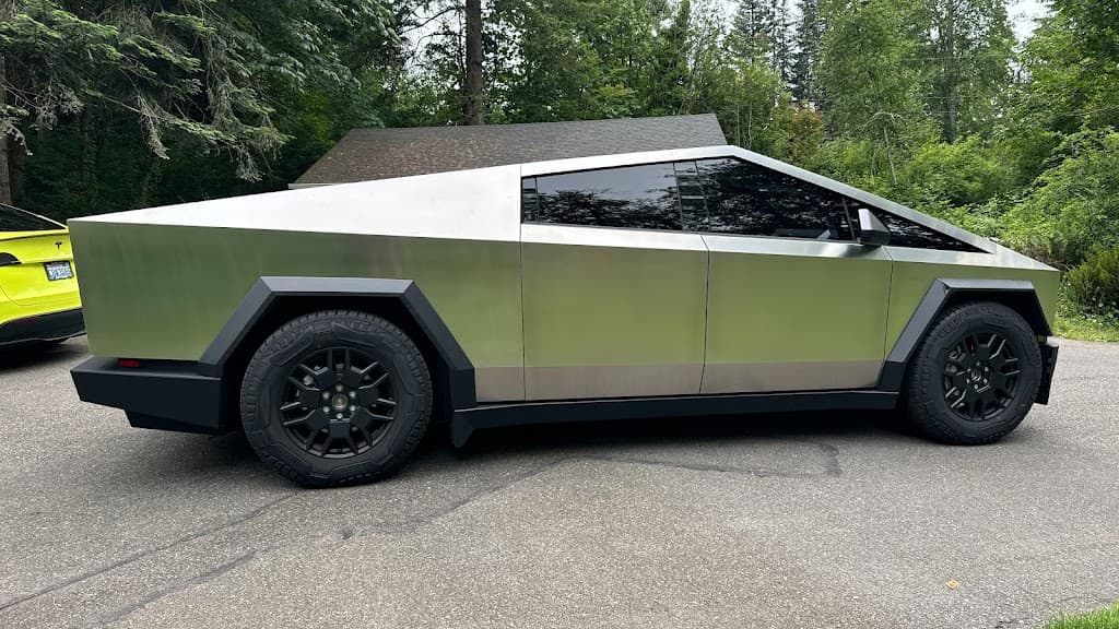 Apex Auto Salon featured