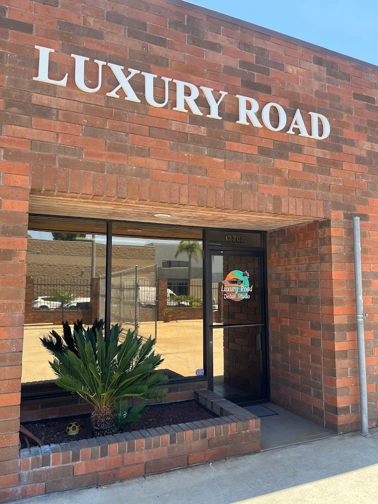 Luxury Road Detail Studio featured