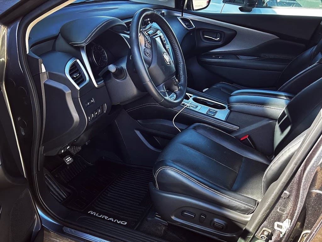 Mack and Ob's Mobile Detailing featured