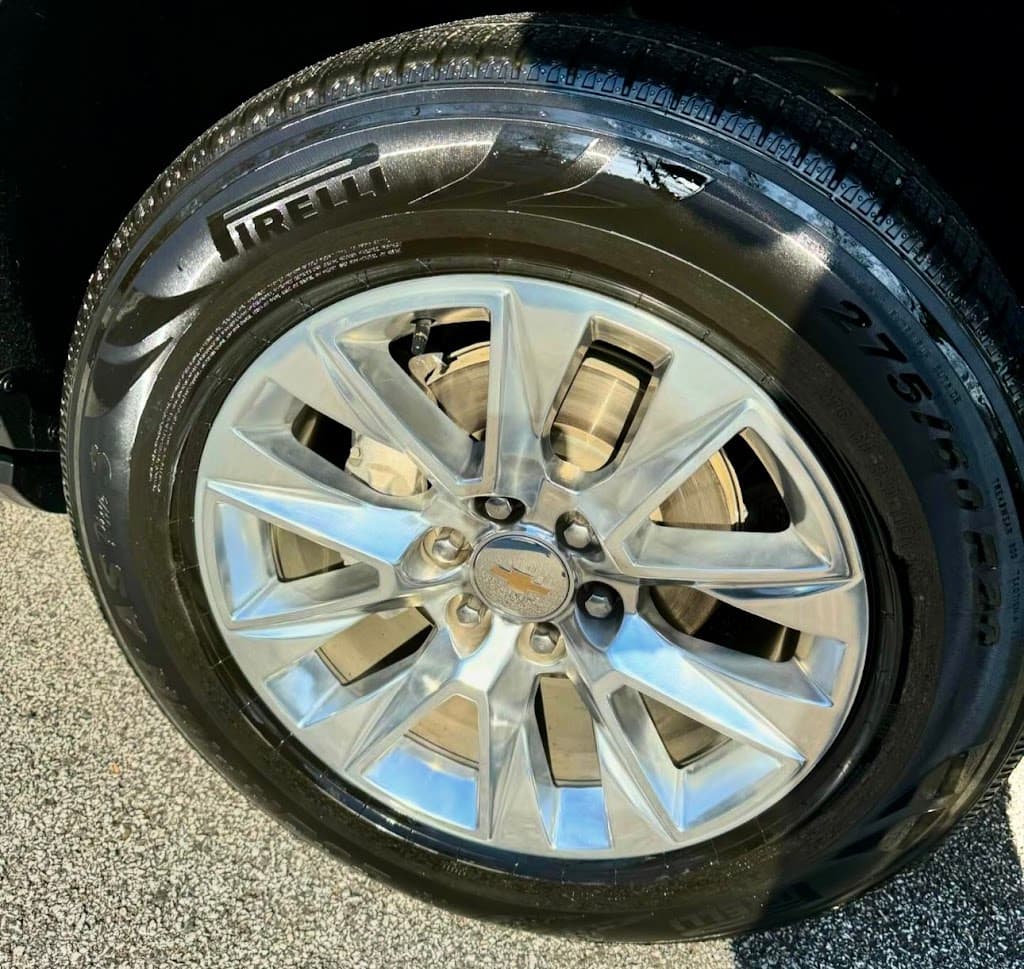 AKM Mobile Auto Detailing featured