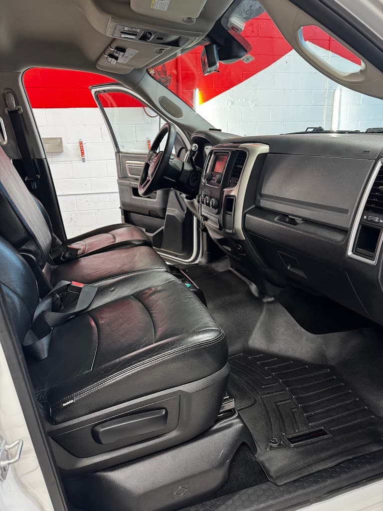 Mad Dog Auto Detailing featured