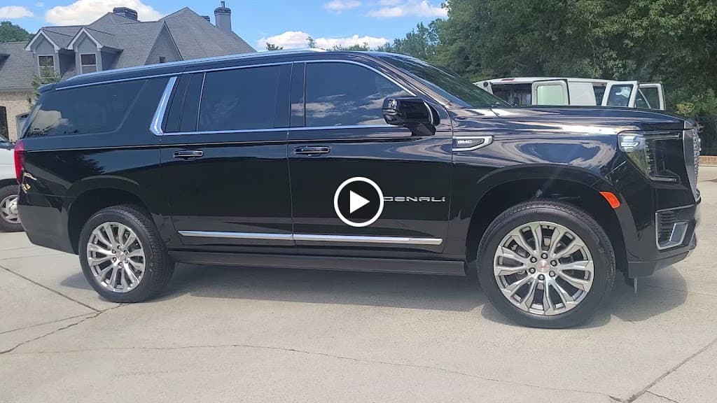 Lo Lo's Mobile Detailing featured