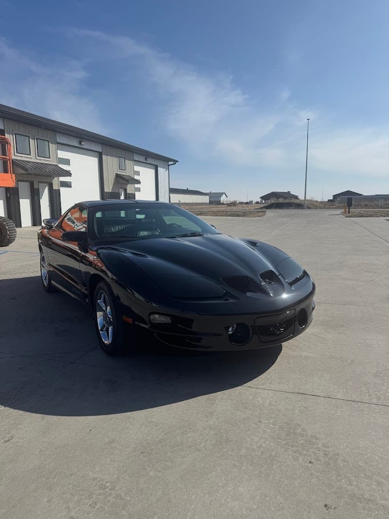 In-&-Out Auto Detailing featured
