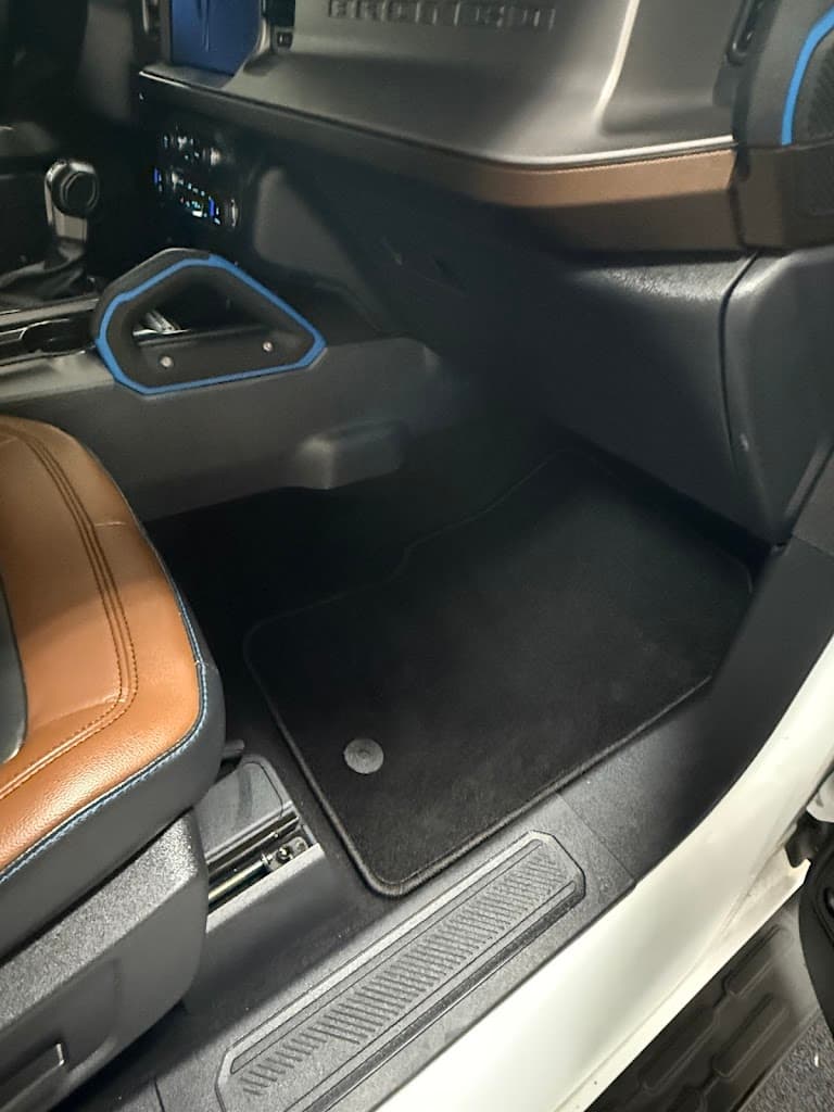 Mr. & Mrs. Auto Detailing Champaign, Inc featured