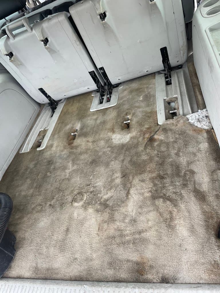 Rocki's Detailing featured