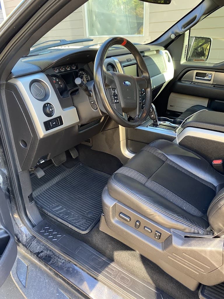 Slim's Mobile Detailing featured