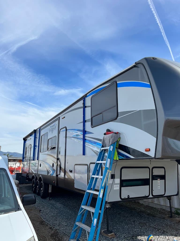 Leal's Premium Auto Details featured