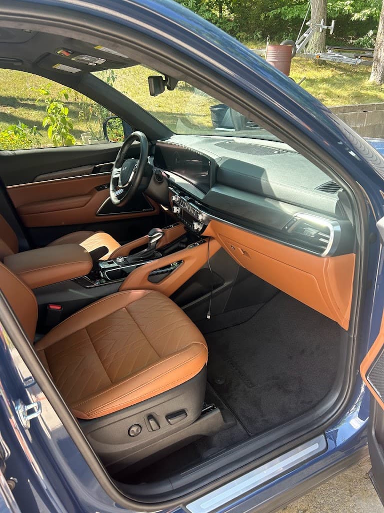 Shiny Solutions Mobile Detailing LLC featured