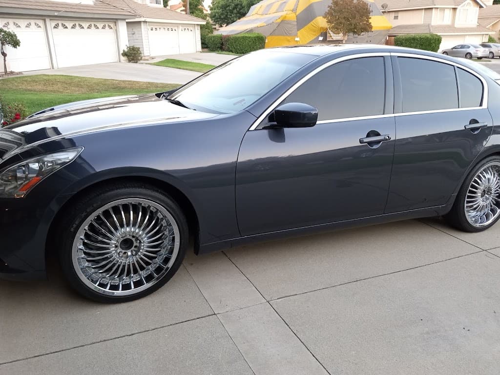 RemyBluDetail featured
