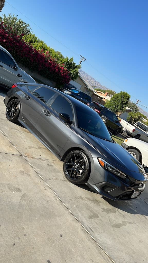 8 Shades Auto Detailing featured