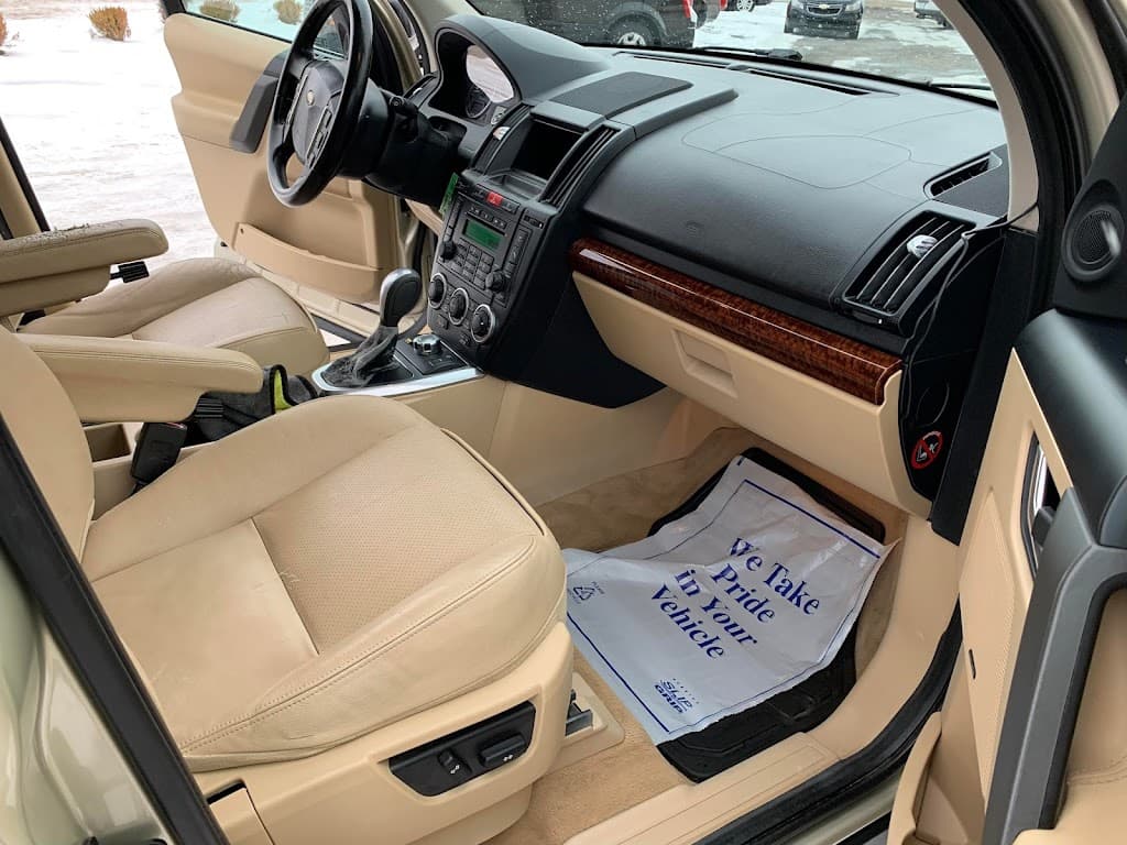 Geo's Auto Detailing, LLC featured