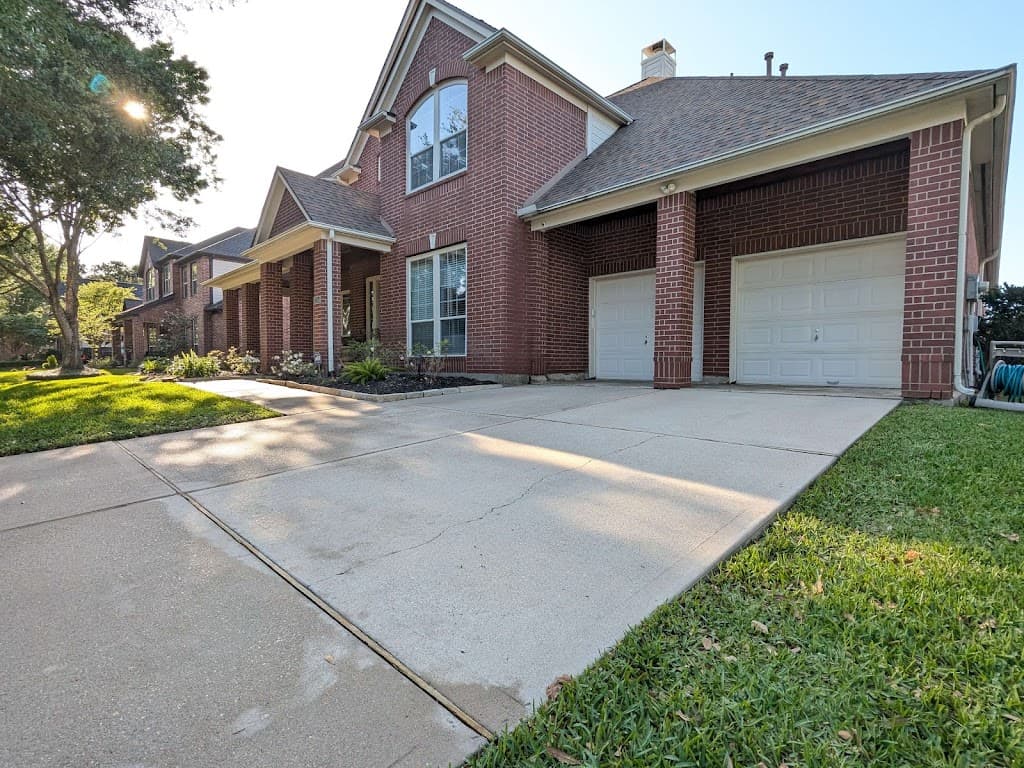 Rancher Services - Pressure Washing & Lawn Care featured