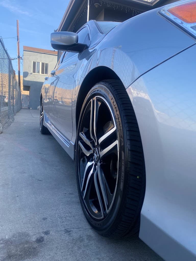 Cesarin's Auto Detailing featured