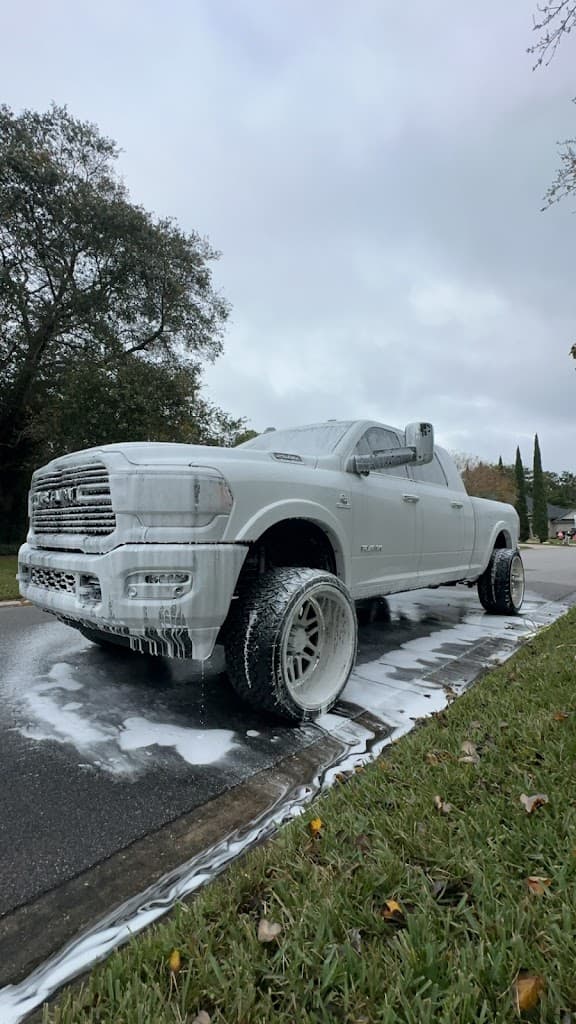 In N' Out Detailing featured