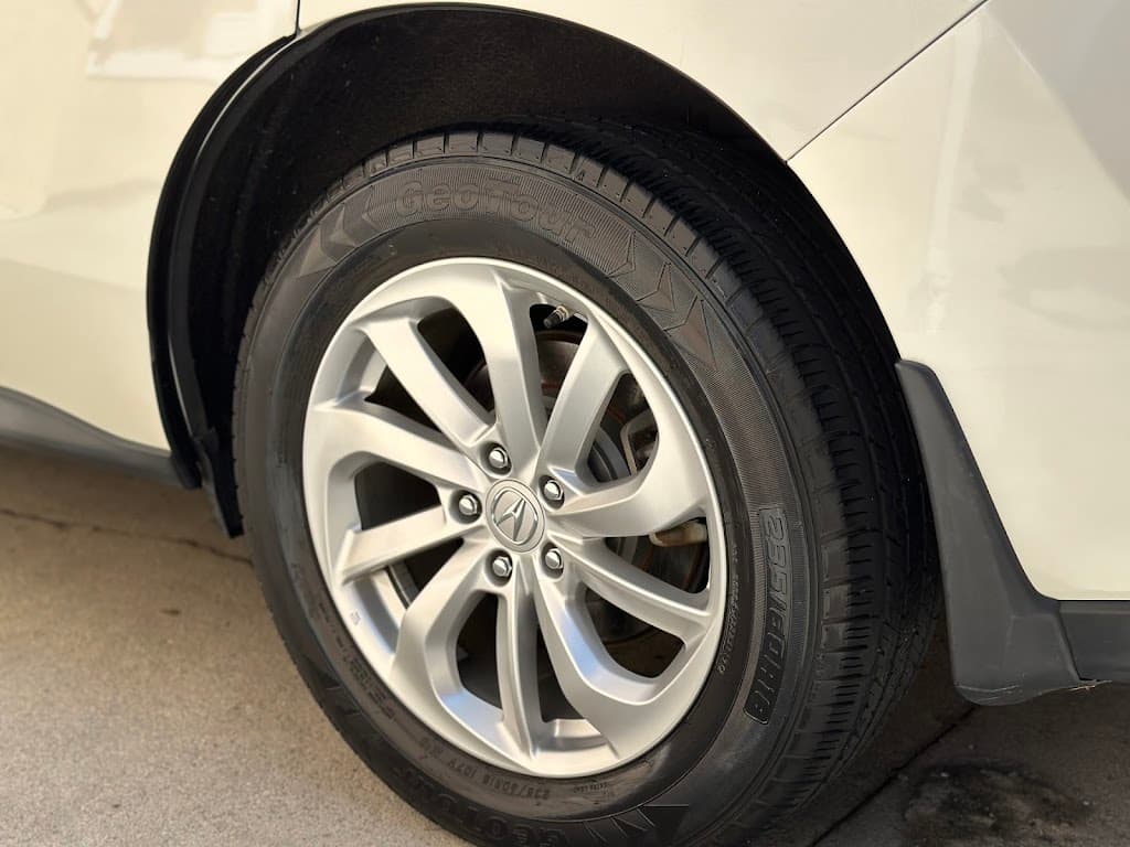 Aquinos Detailing featured