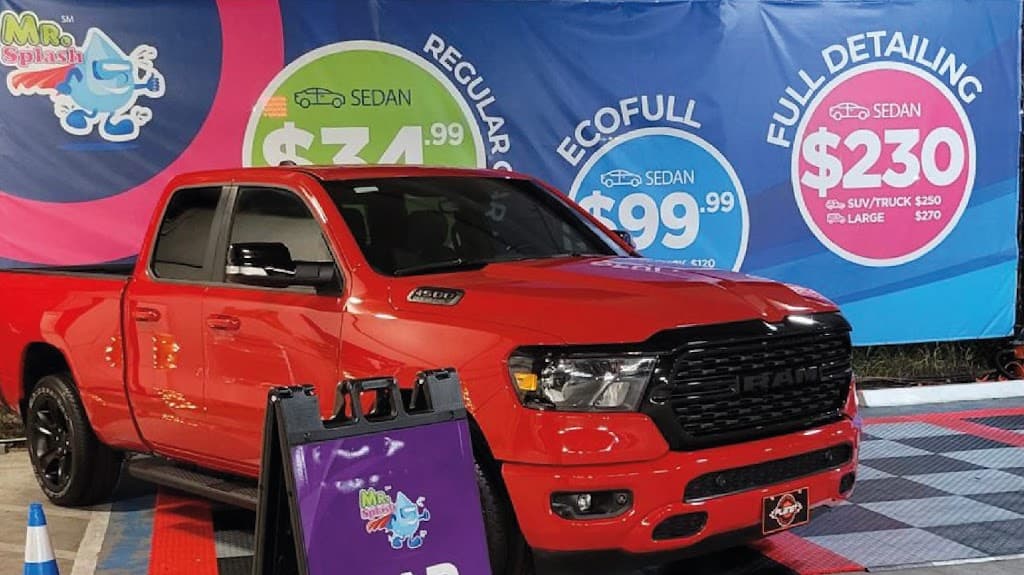Mr. Splash USA Car Wash | CityPlace Doral featured