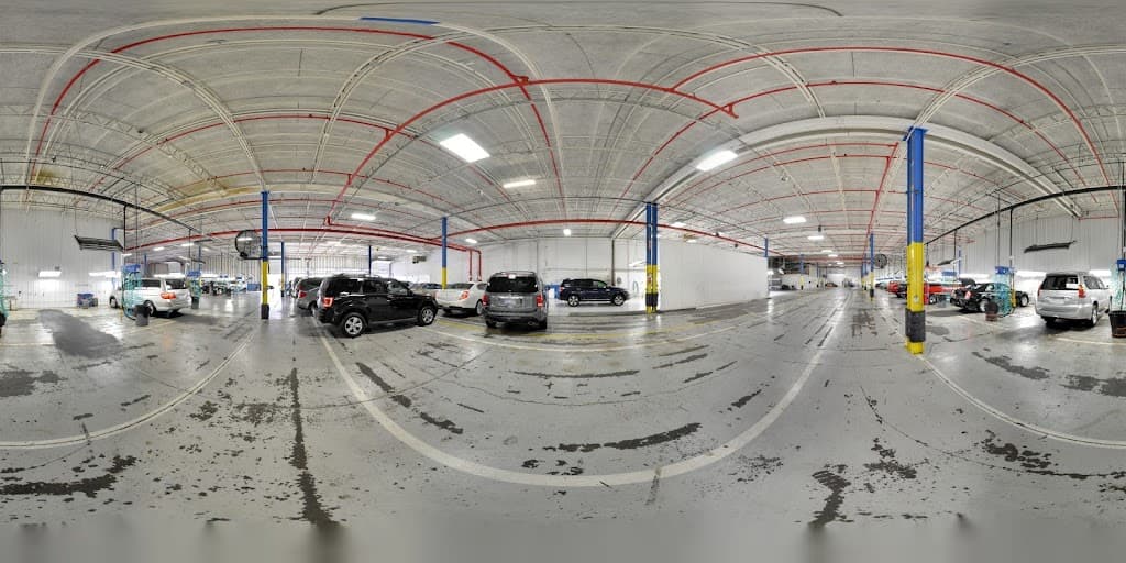 Crystal Clean Auto Detailing LLC featured