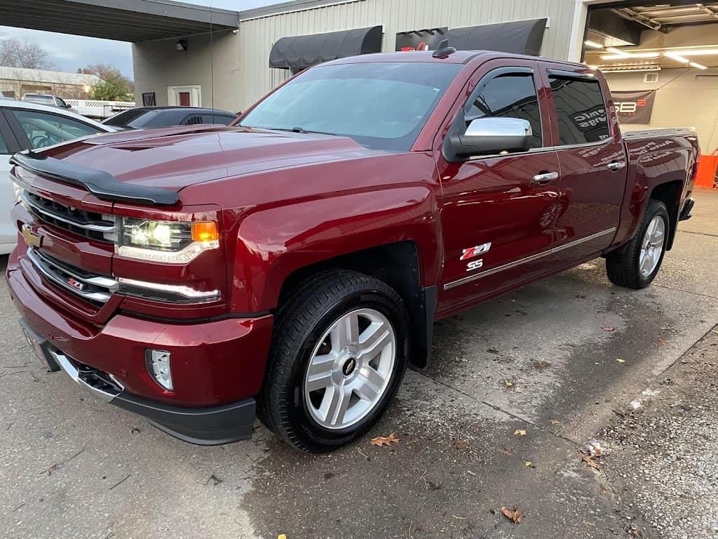 D&L Auto Detail & Specialties featured