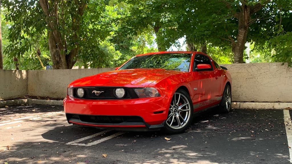 Lightning Auto Detailing featured