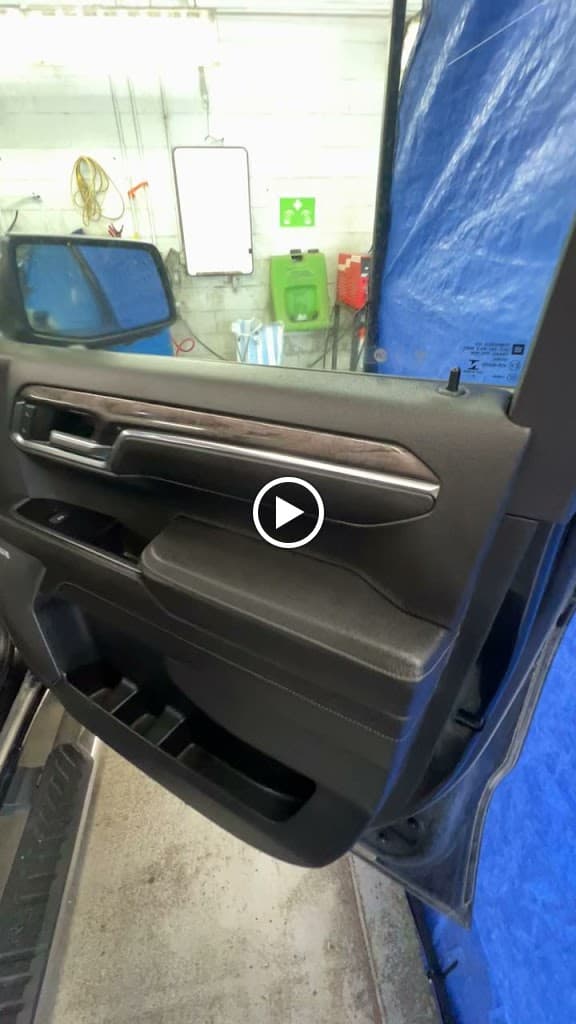 Detailed moblie detailing featured