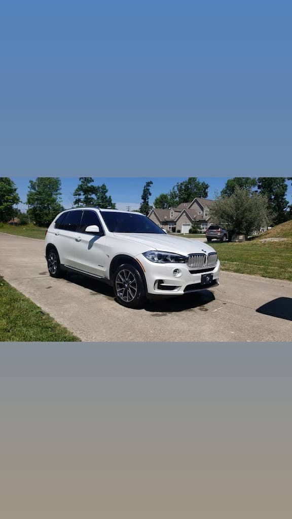 EyeCatching Mobile Car Wash And Detail LLC. featured