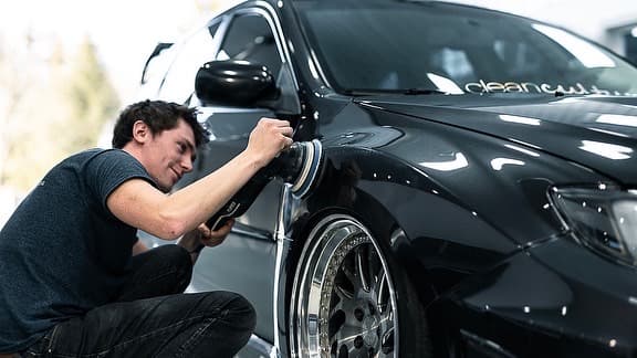 Vivid Detailing and Customs featured