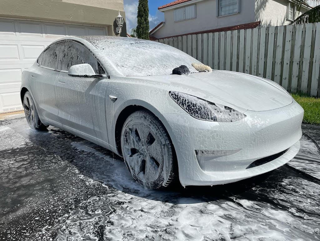 E Touch&Shine Mobile Detailing featured